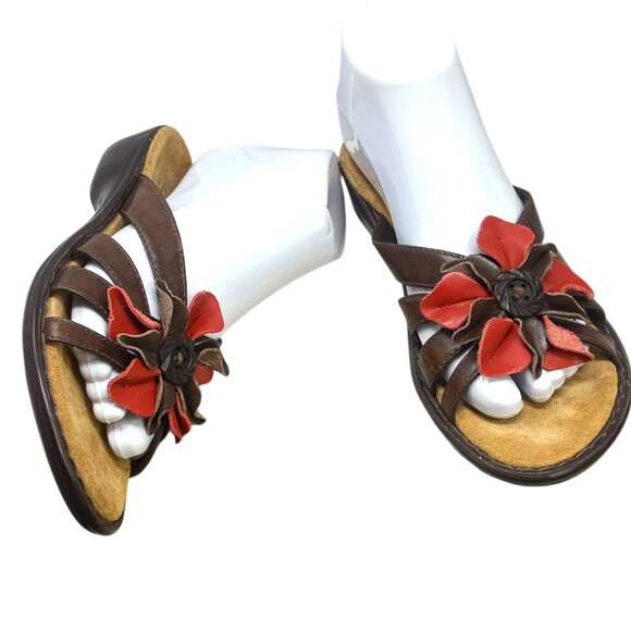 CLARKS BENDABLES‎ Lena Admire Brown Leather Flower Detail Slide Sandals - Picture 9 of 9